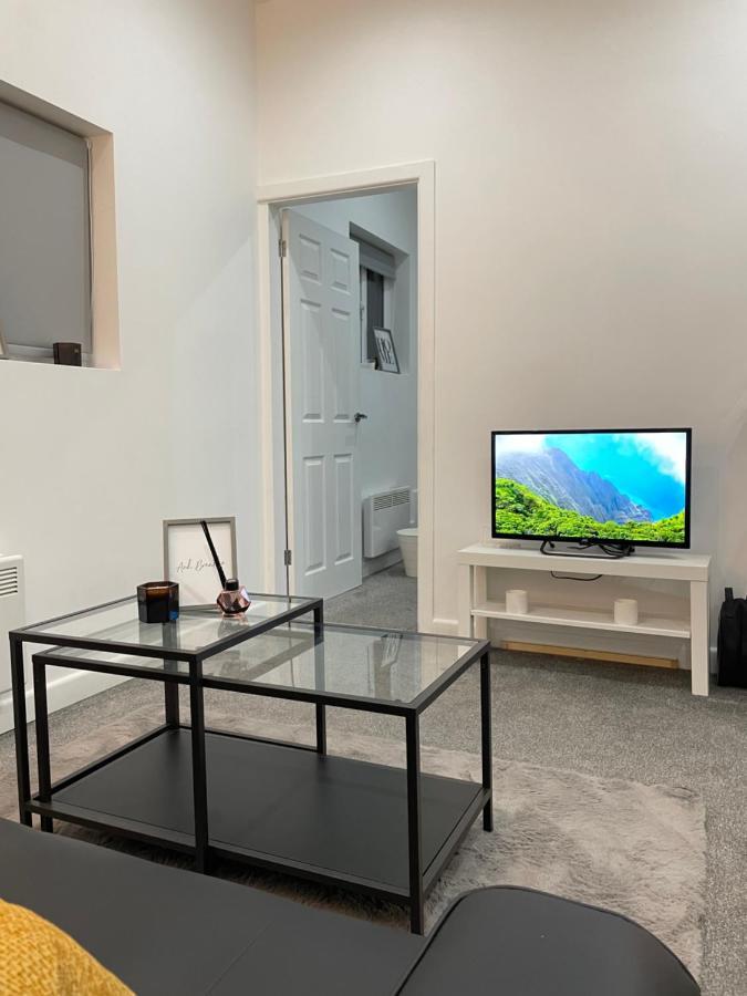 Apartment In Bham City Centre Free Parking Sleeps 3 Birmingham Bagian luar foto