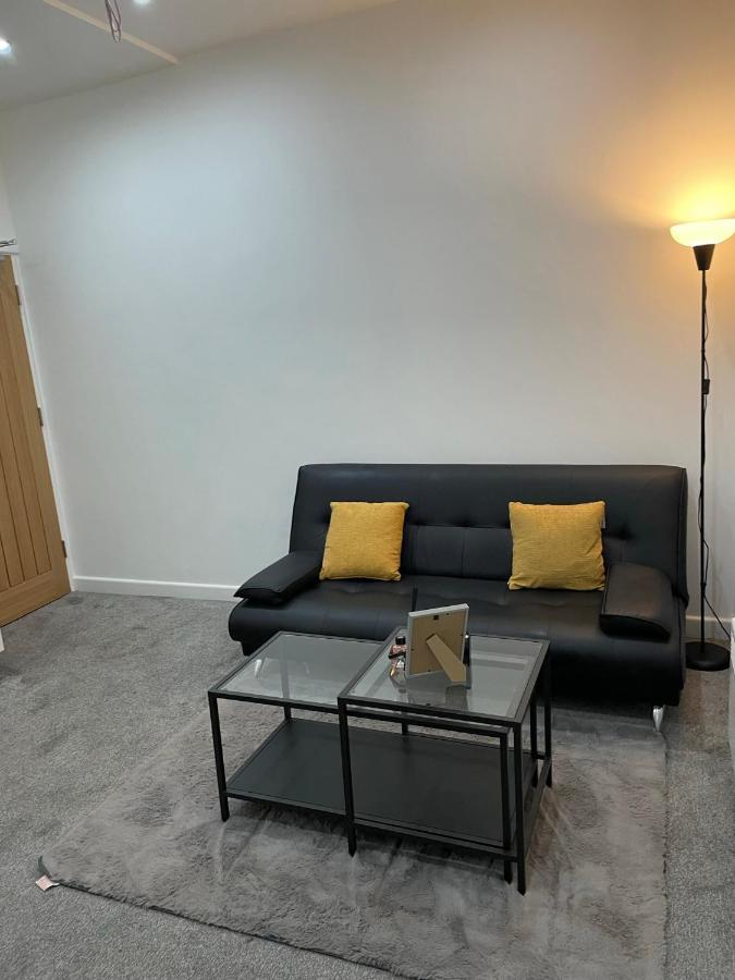 Apartment In Bham City Centre Free Parking Sleeps 3 Birmingham Bagian luar foto