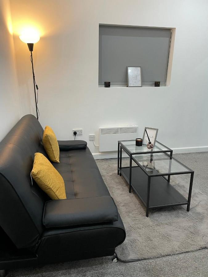 Apartment In Bham City Centre Free Parking Sleeps 3 Birmingham Bagian luar foto